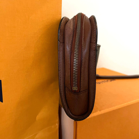 Louis Vuitton Orsay Monogram Clutch Bag AR0020 - Picture 7 of 16